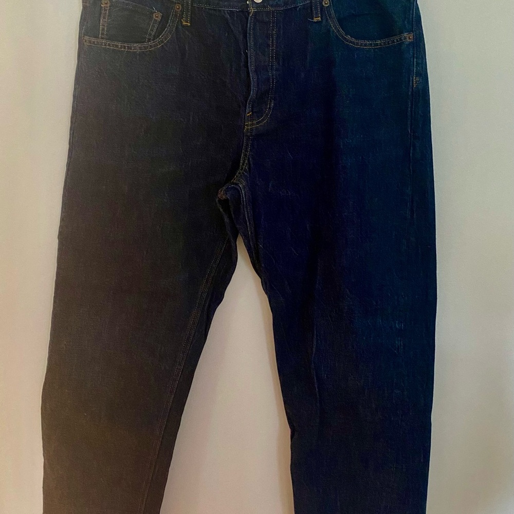 GAP 1969 Vintage, dark wash, raw edge, 27” inseam, 40” around waist